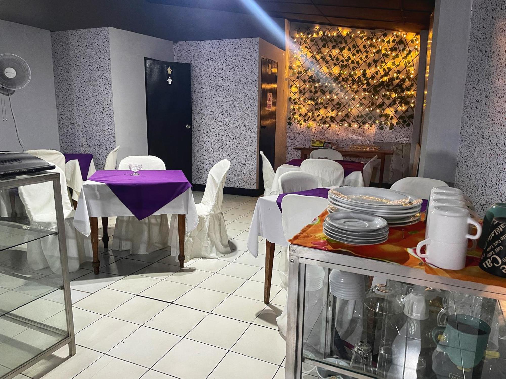 Managua Hotel Oasis Buitenkant foto